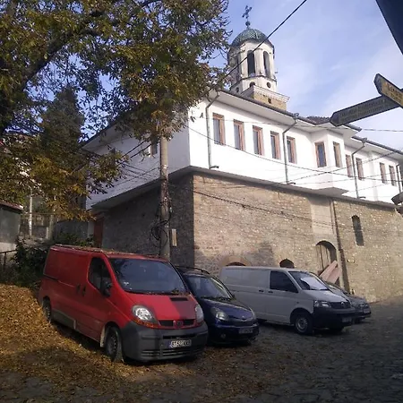 아파트 The Gray Castle